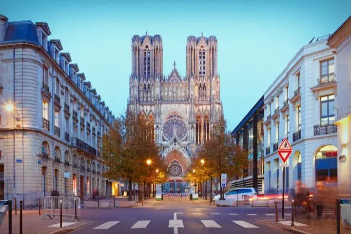 Best Places to Stop Every Two Hours on Major European Routes