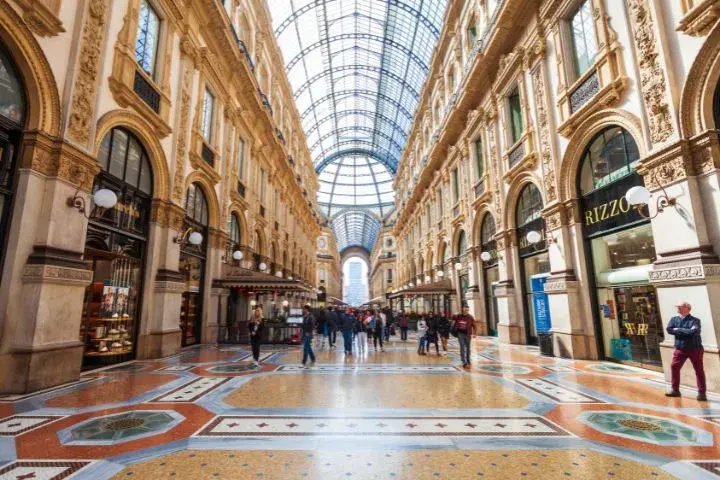 One-month Europe Road Trip