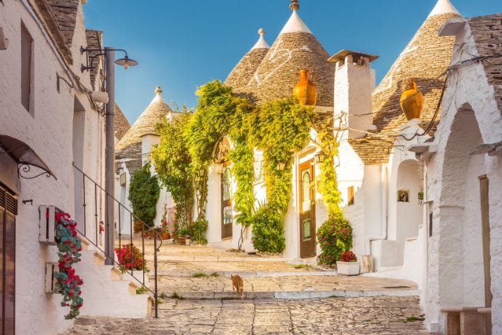 How To Plan Italy Road Trip,Trulli Houses ,Puglia