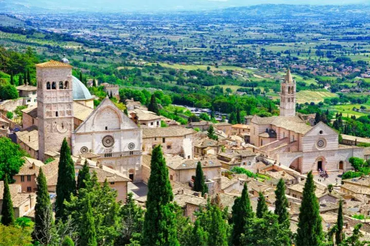 Italy Road Trip History Itinerary, Assisi, Umbria