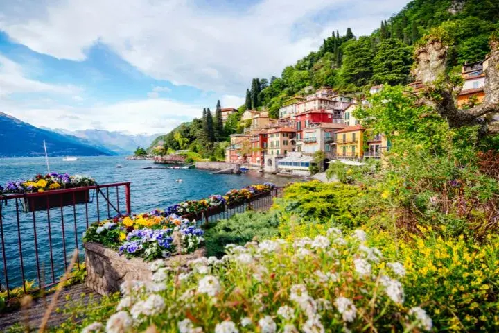 Drive Milan To Como, Lake Como