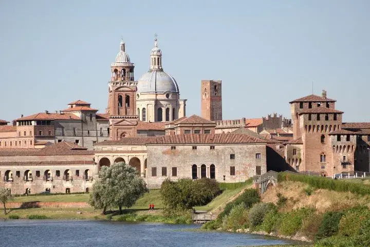 Drive Rome To Milan, Mantua