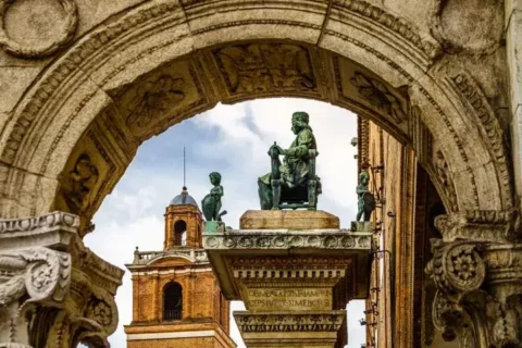 Milan to Florence Road Trip Itinerary
