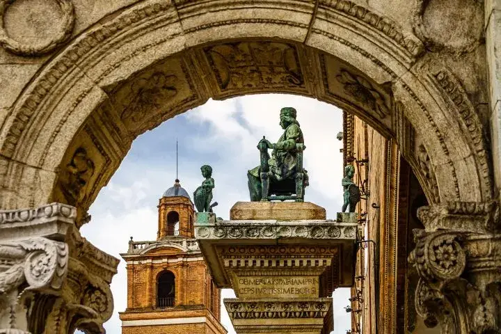 Milan to Florence Road Trip Itinerary