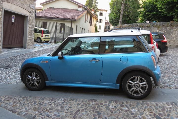 best car for Italy road trip, Mini Cooper