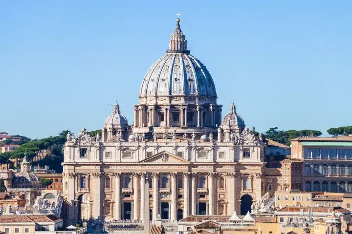 Drive Milan to Rome, St. Peter's dome, Rome