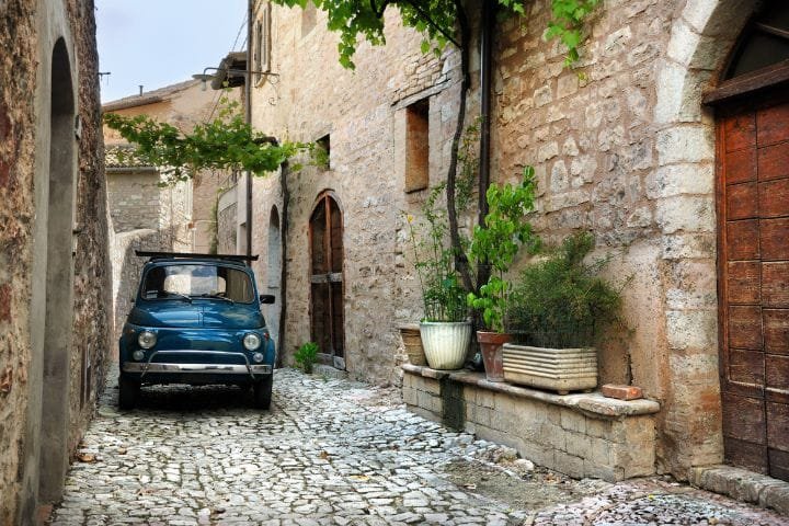 best car for Italy road trip, The Italian Idol (Fiat 500)