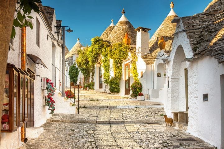 Budget Italy Road Trip Itinerary, Trulli houses, Puglia