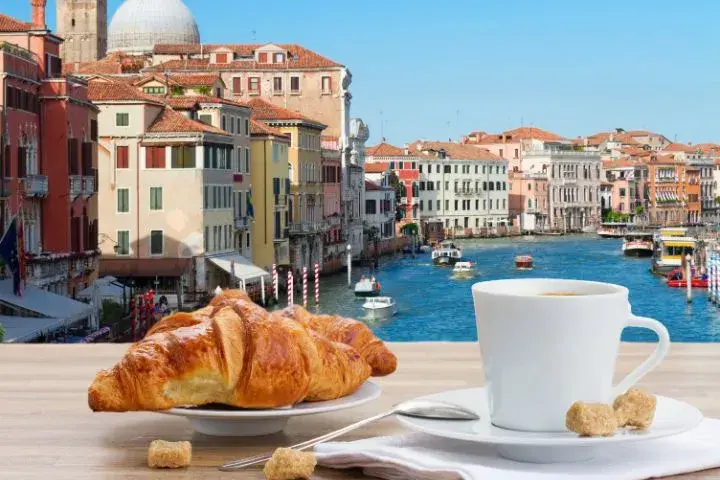Best Time For Italy Road Trip, Venice