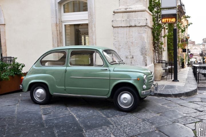 Manual vs. Automatic in Italy, Italian Fiat 500 Vintage Car