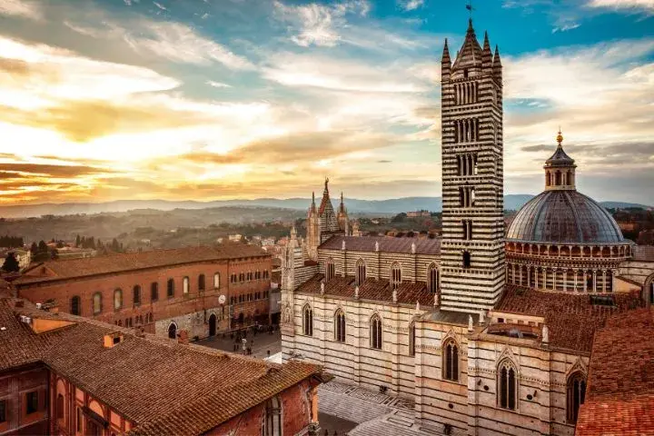 Drive Rome to Siena, Siena