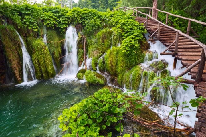 Plitvice Lakes by Car, Tourist Path in Plitvice Lakes