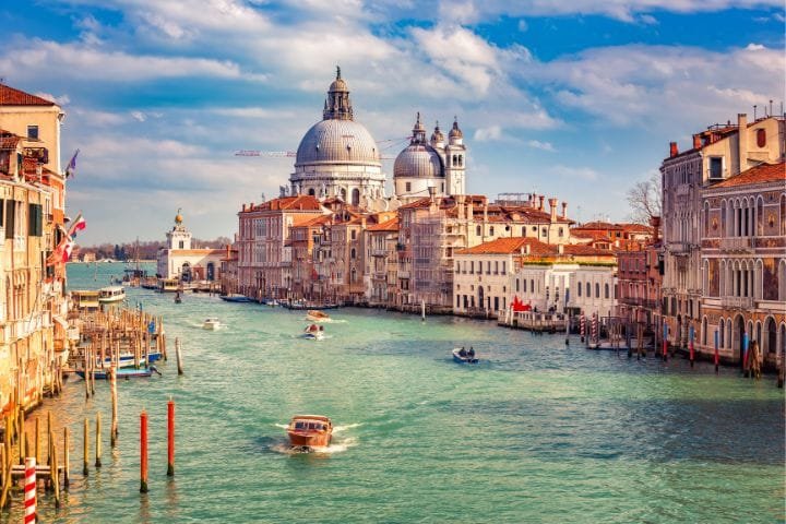 Where to Park in Venice When Arriving by Car, Venice