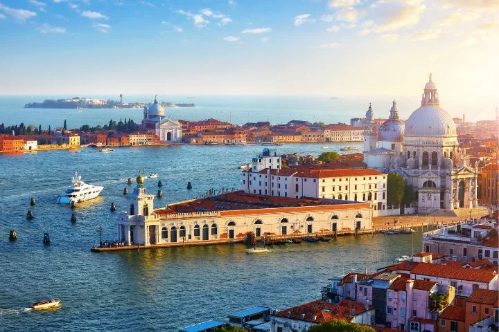 Where to Park in Venice When Arriving by Car