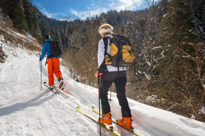 How to Drive Italian Mountain Passes in Winter, Alpine Skiing