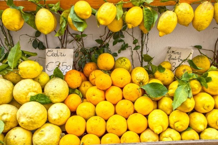Best Time to Visit Italy, Amalfi Lemons