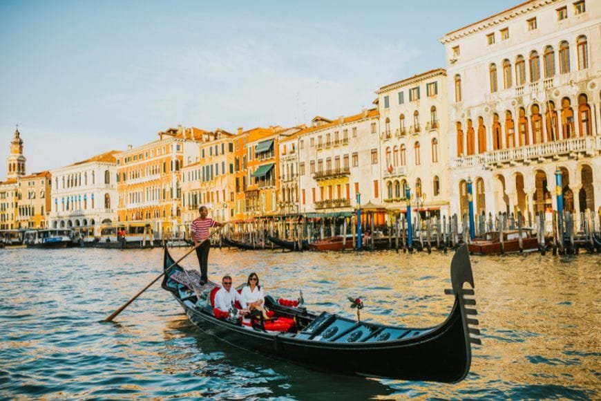 Top Things to Do in Italy, Gondola Ride, Venice