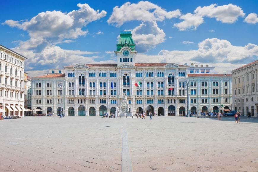 Hidden Gem Cities in Italy, Piazza Unità d’Italia, Trieste