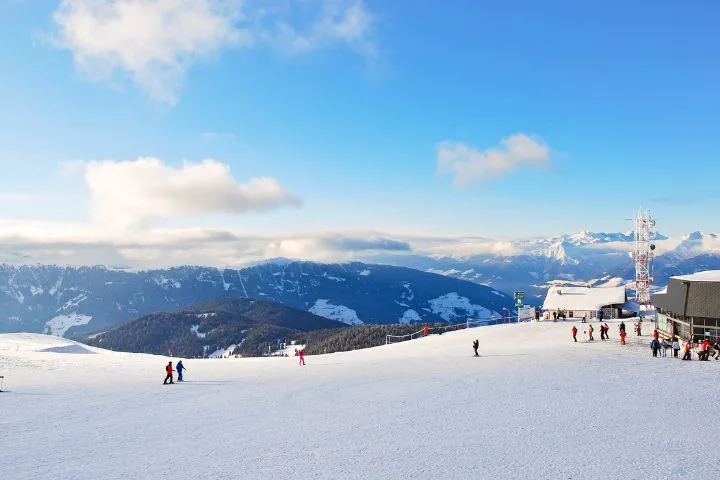 How to Drive Italian Mountain Passes in Winter, Skiing in Val Gardena, Dolomites