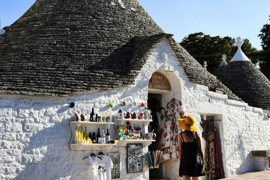 Best Places to Visit in Italy, Trulli Houses in Alberobello, Puglia