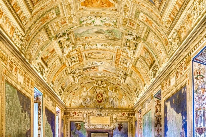 7 Days Italy Itinerary, Vatican Museum Ceiling Hall