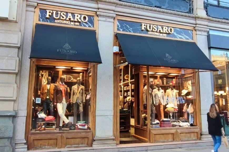 Milan Travel Guide, Fusaro Store, Near Milan Duomo