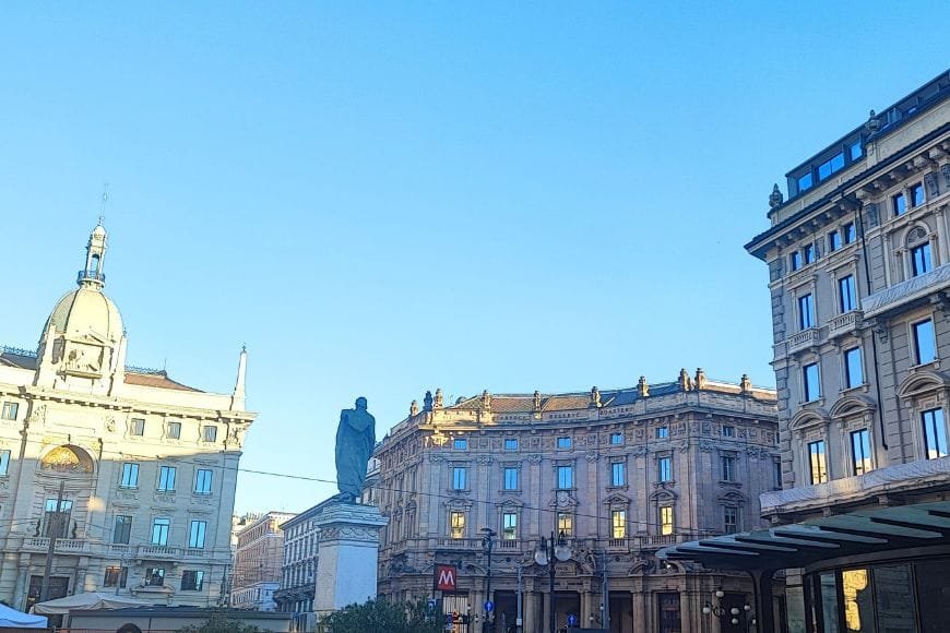 2 Days in Milan Itinerary, Largo Cairoli