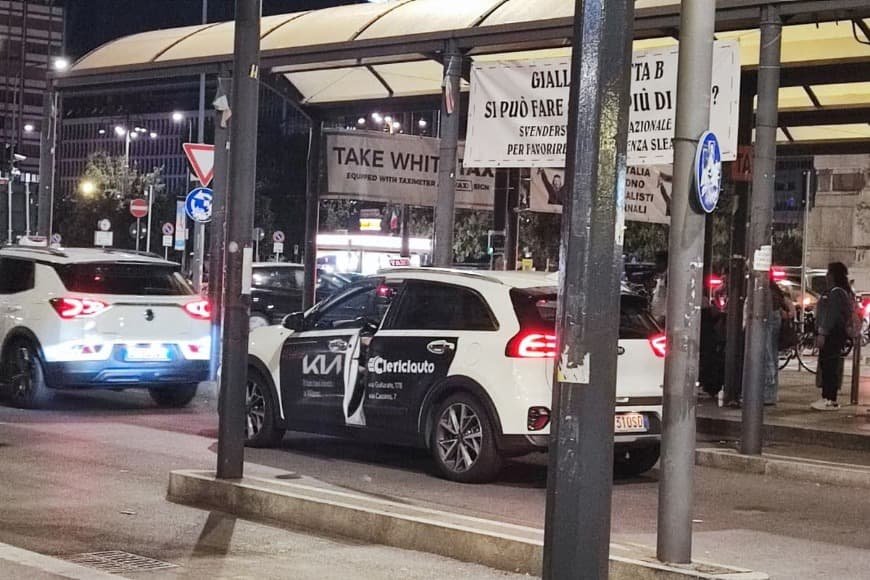 Milan Travel Guide, Milan Taxis