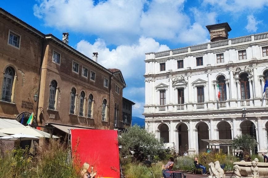 Romantic Milan Itinerary, Piazza Vecchia, Bergamo Alta