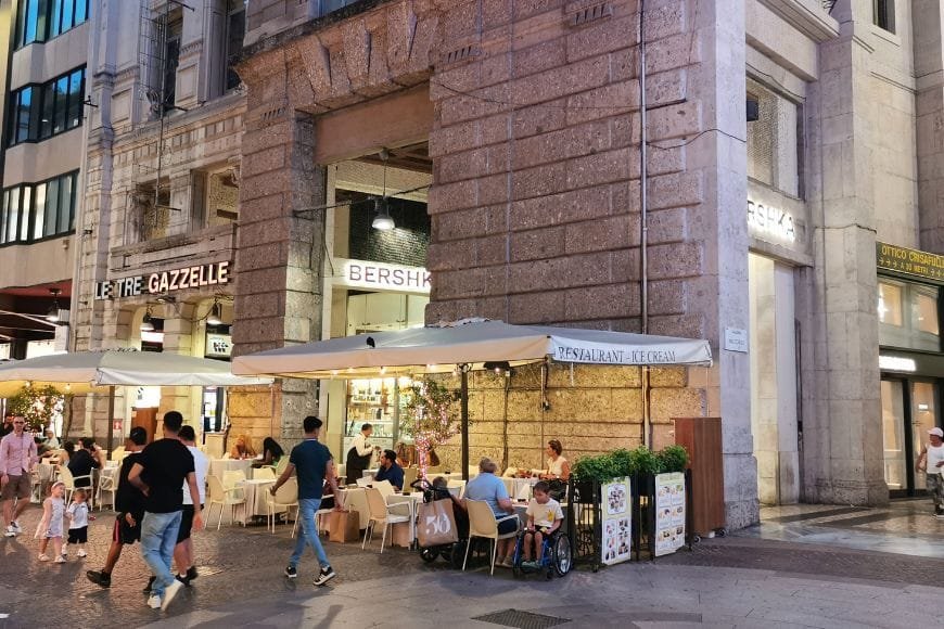 Things to Do in Milan, Restaurants in Duomo Area