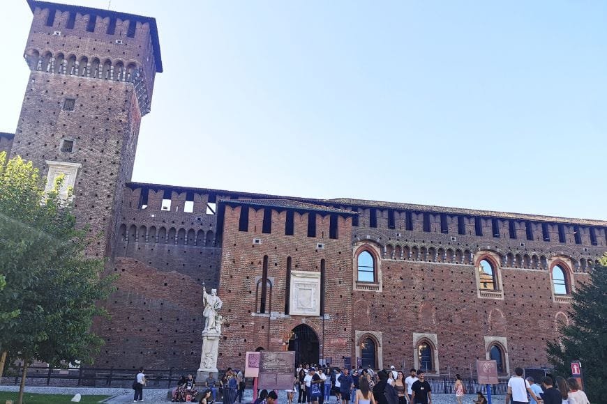 Milan itinerary, Castello Sforzesco