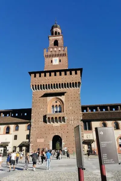 Milan Itinerary With Day Trips, Castello Sforzesco