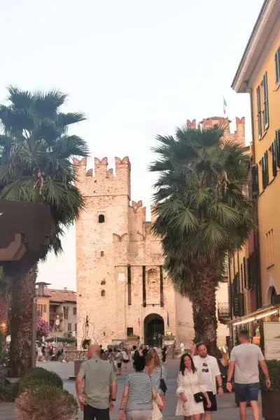 Milan Itinerary With Day Trips