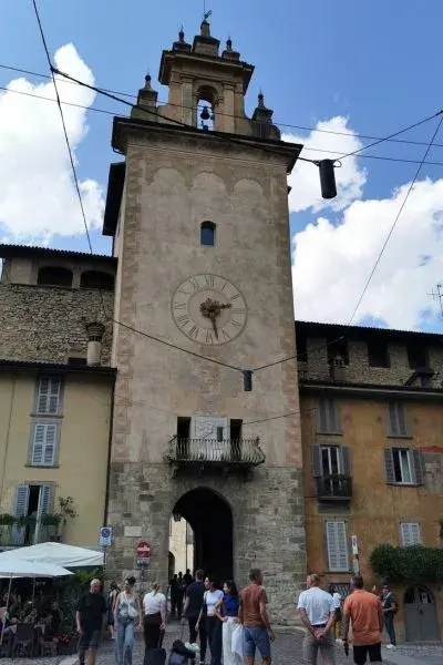 Milan Itinerary With Day Trips, Campanella tower