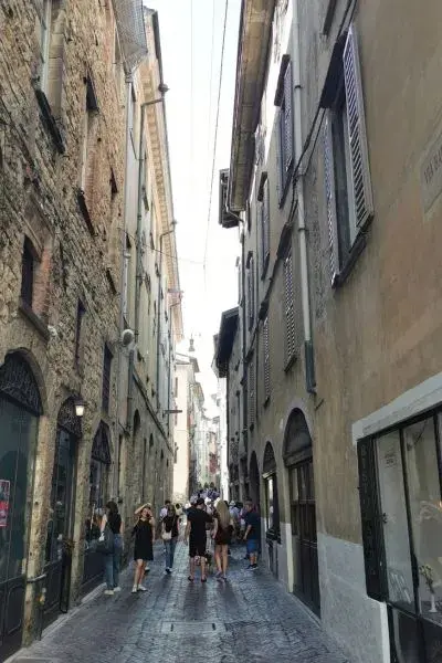 Milan Itinerary With Day Trips, Narrow cobblestone streets in Bergamo Alta