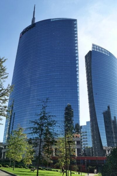 Milan itinerary, UniCredit Tower