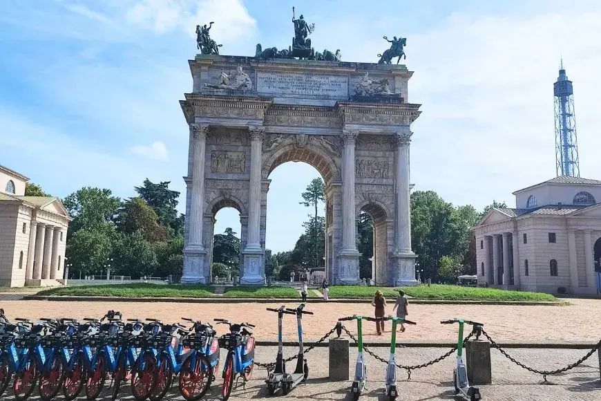Best Time to Visit Milan, Arco della Pace