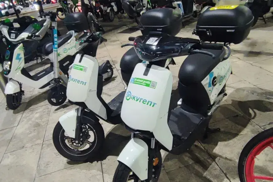 Getting Around Milan, Milan e-Scooters