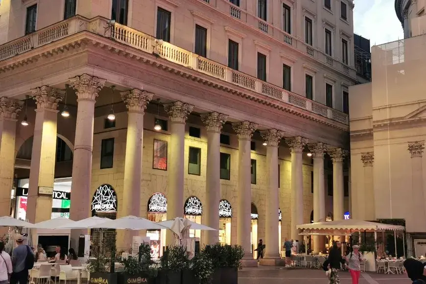 Best Time to Visit Milan, Restaurants in Duomo Area