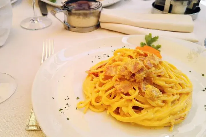 Rome Travel Guide, Carbonara