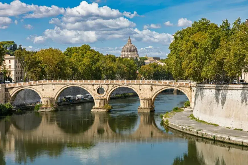 Getting Around Rome, Ponte Sisto and Vatican, Rome