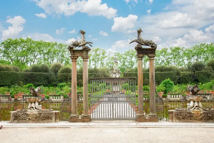 Florence Travel Guide, Boboli Gardens behind Pitti Palace