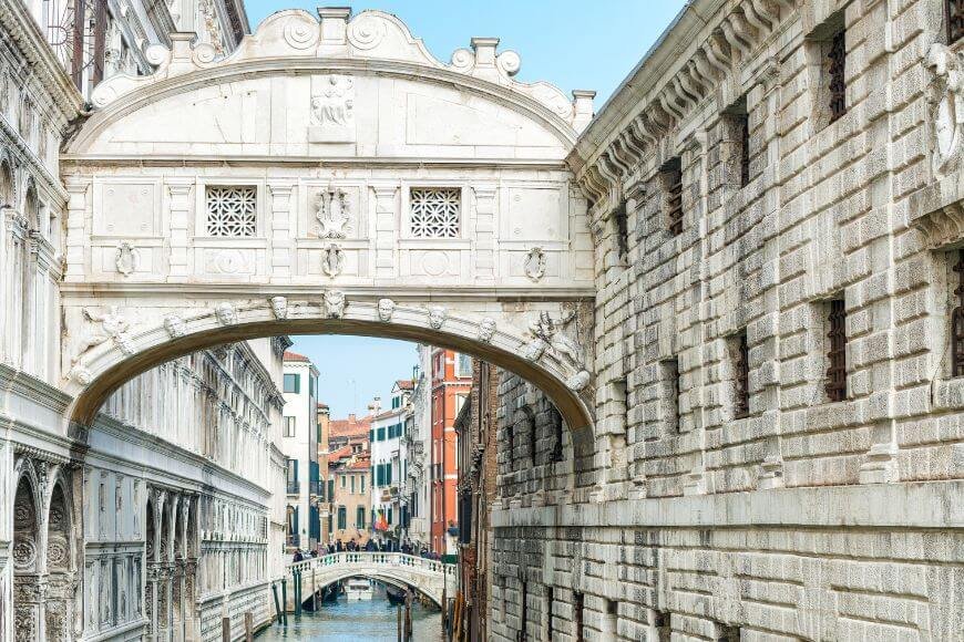 Best Attractions in Venice, Bridge of Sighs in Venice, Italy