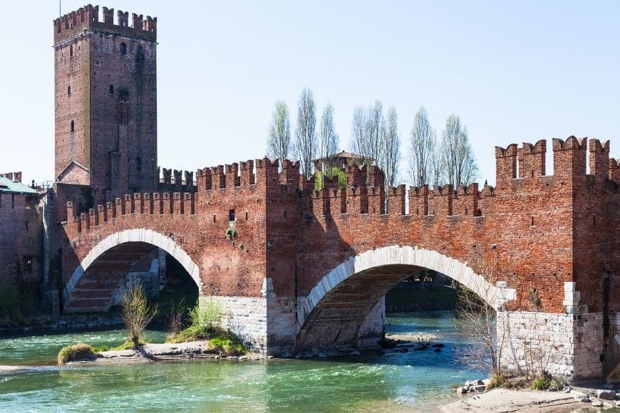 Day Trips From Venice, Castel Vecchio Bridge in Verona