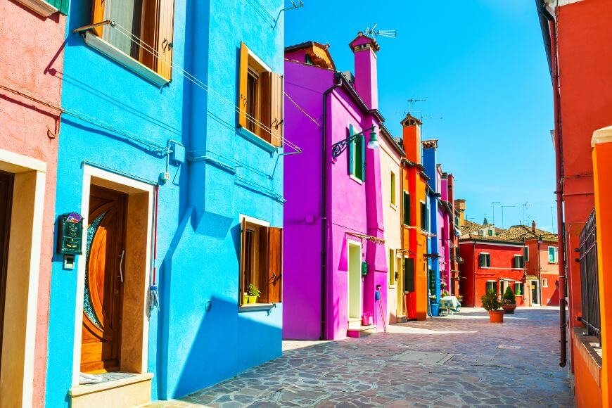 Things to Do in Venice, Colorful houses in Burano