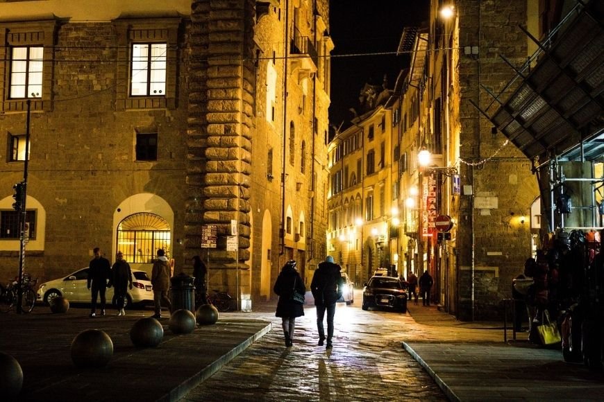 Where to Stay in Florence, Florence Streets by Night