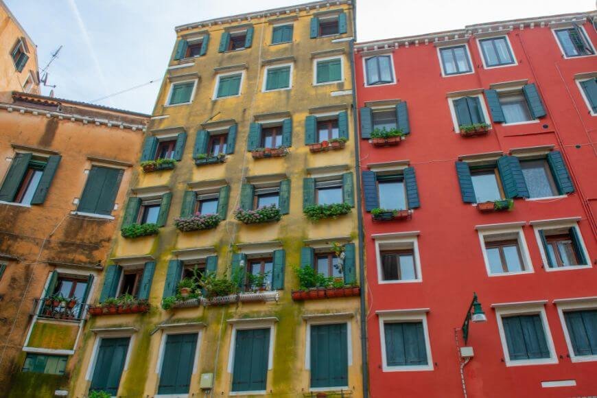 Best Attractions in Venice, Houses in the Jewish Ghetto in Venice