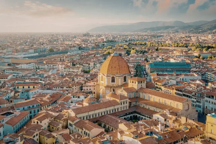 Florence Travel Guide, Panoramic View of the Historic Center of Florence