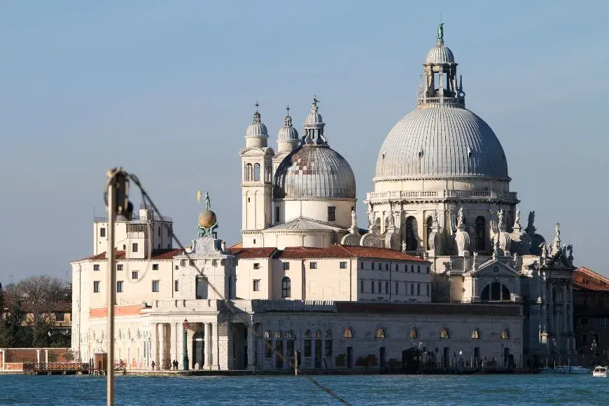 Venice Travel Guide, Santa Maria della Salute in Dorsoduro in Venice
