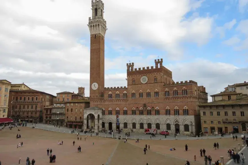 Things to Do in Florence, Siena – Piazza del Campo